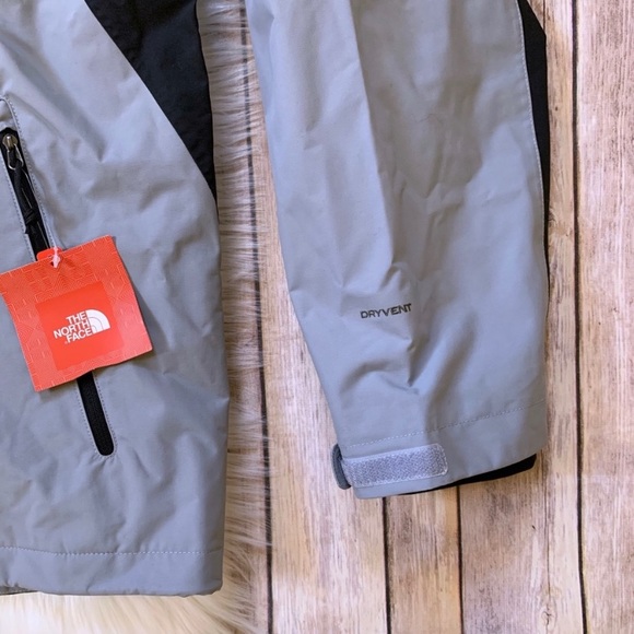 The North Face Cinder TriClimate Hooded Jacket RTO - Picture 3 of 8